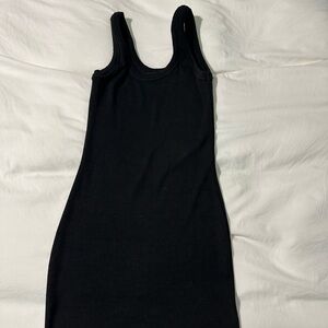 Black Sleeveless Dress